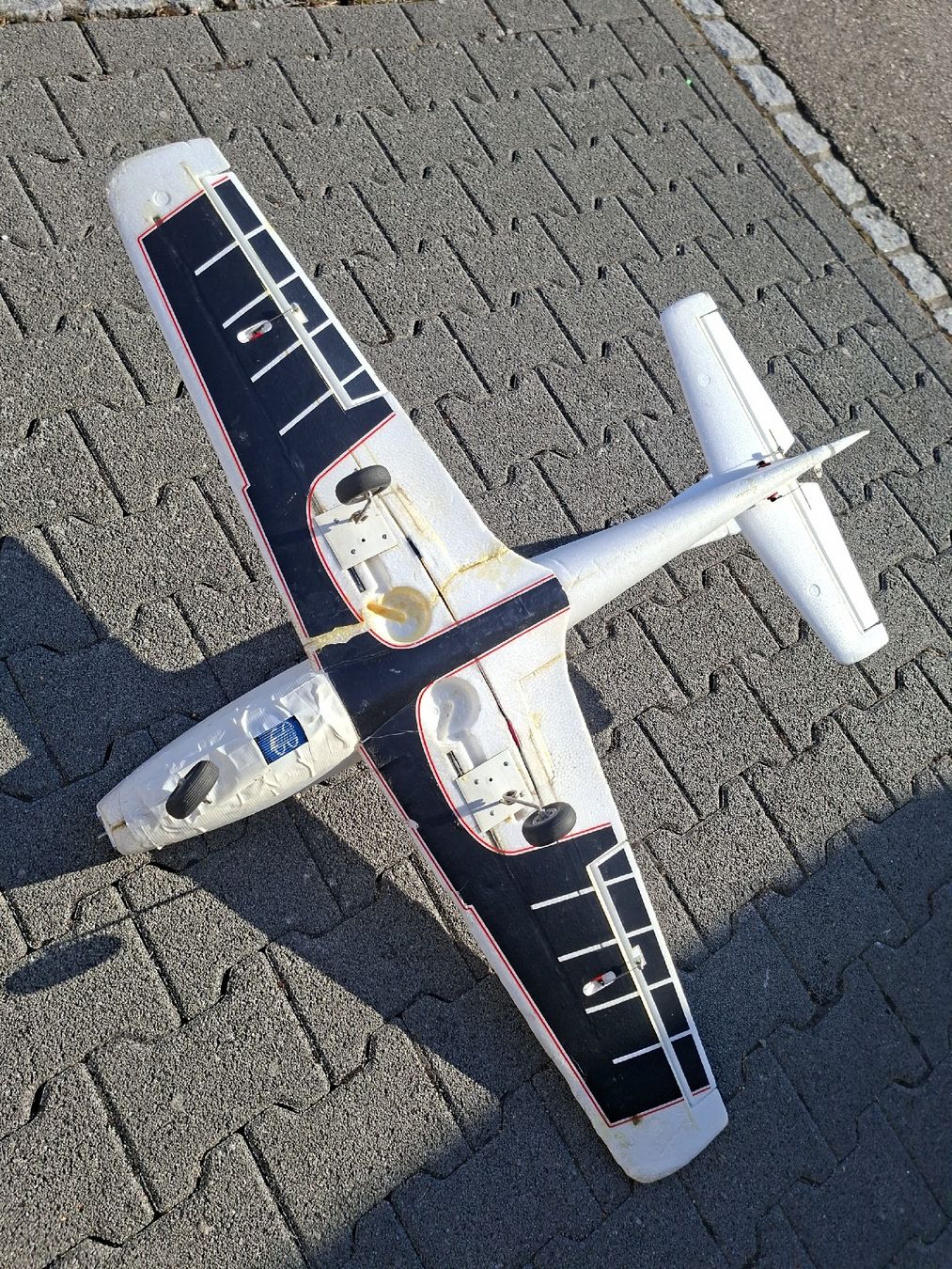 Multiplex Modellismo RC: RC Flugzeug Multiplex Tucan – Usato da Kallern venduto da Slobsen 3
