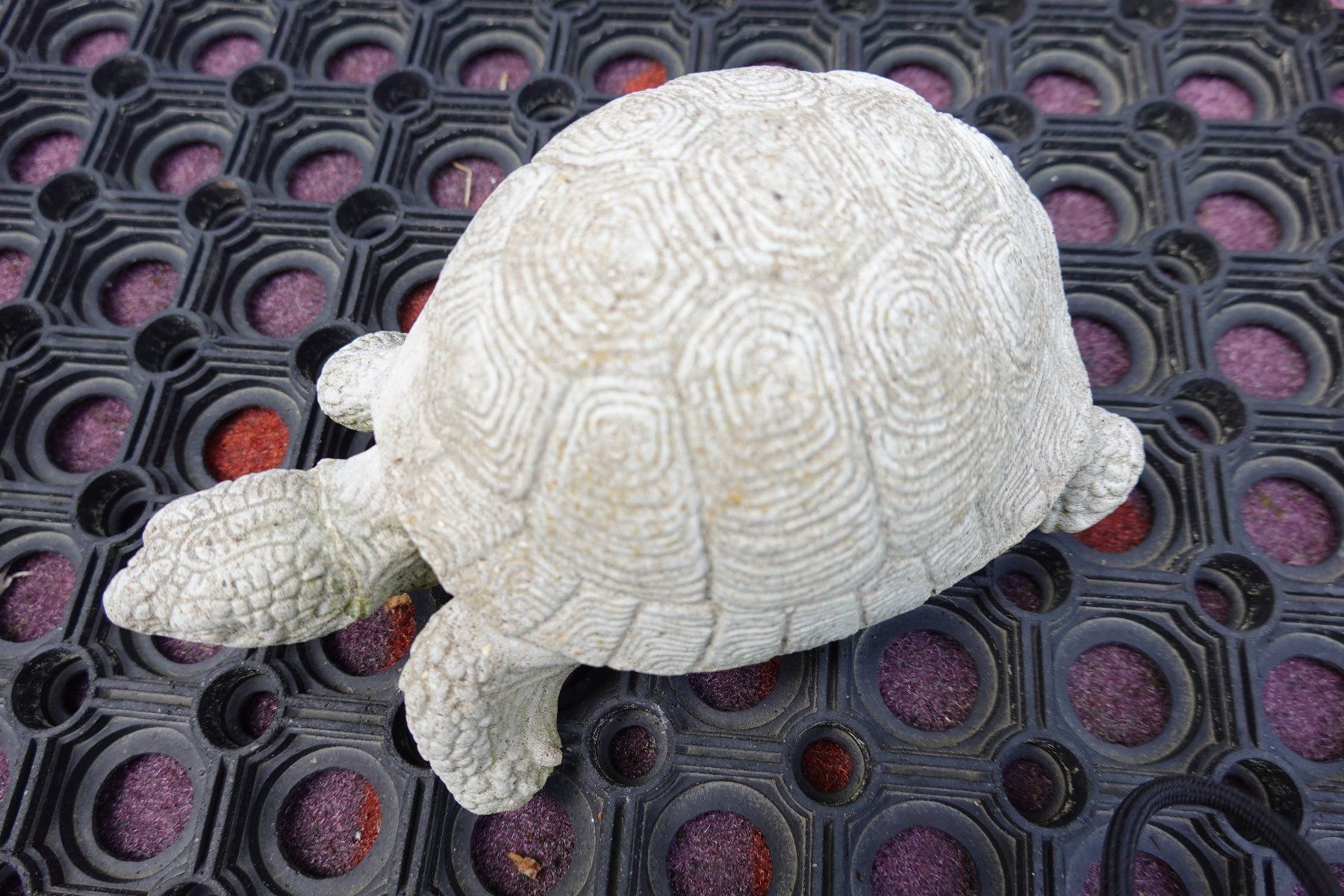Statuette: Gartendeko: Steingussfigur Schildkröte, winterhart – Nuovo (secondo la descrizione) da Jona venduto da simongarden 9
