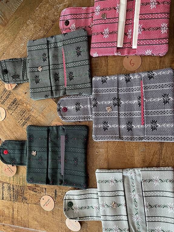 Altro in  Abbigliamento & Accessori: Taschentuchetui Edelweiss  – Nuovo e nell'imballaggio originale da Liestal venduto da Strigg-Grossmami 2
