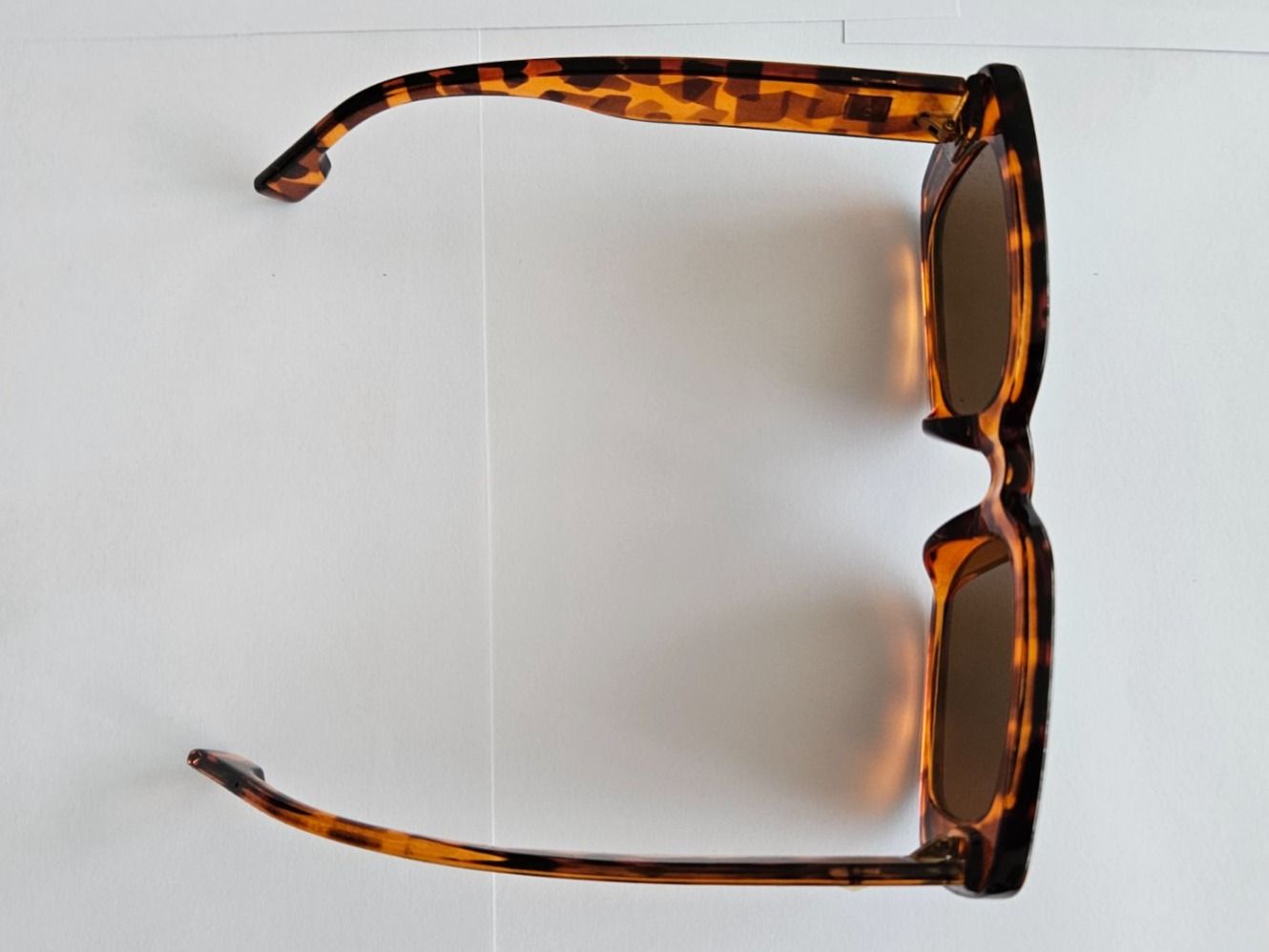 Brillen & Gläser: Elegante Damen Sonnenbrille – Neu und originalverpackt aus Kreuzlingen von RahMal 3