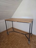 Arbeits-/ Stehtisch auf Rollen, industrial Style 