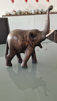 Elefant aus Holz