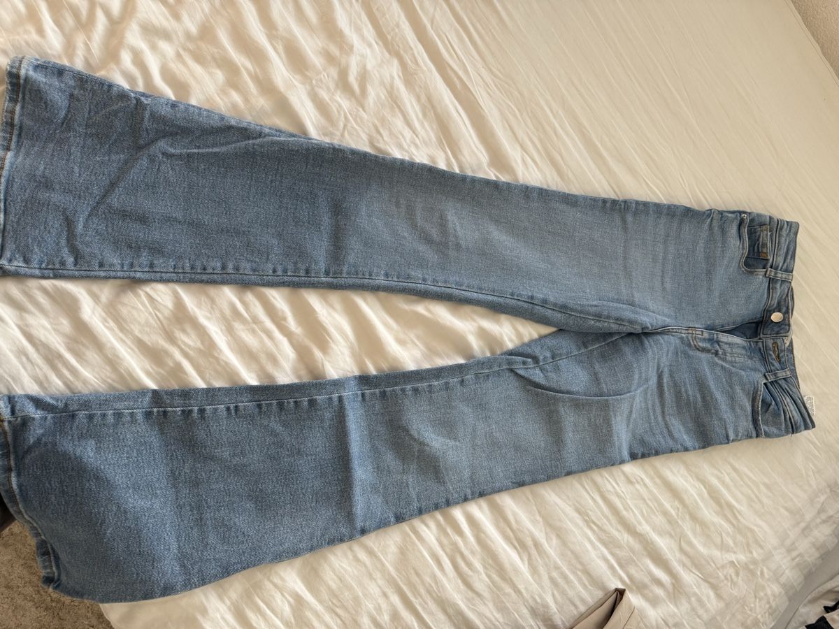 Zara Jeans: Zara Jeans, Grösse 34 – Nuovo (secondo la descrizione) da Volketswil venduto da habibeoez 4