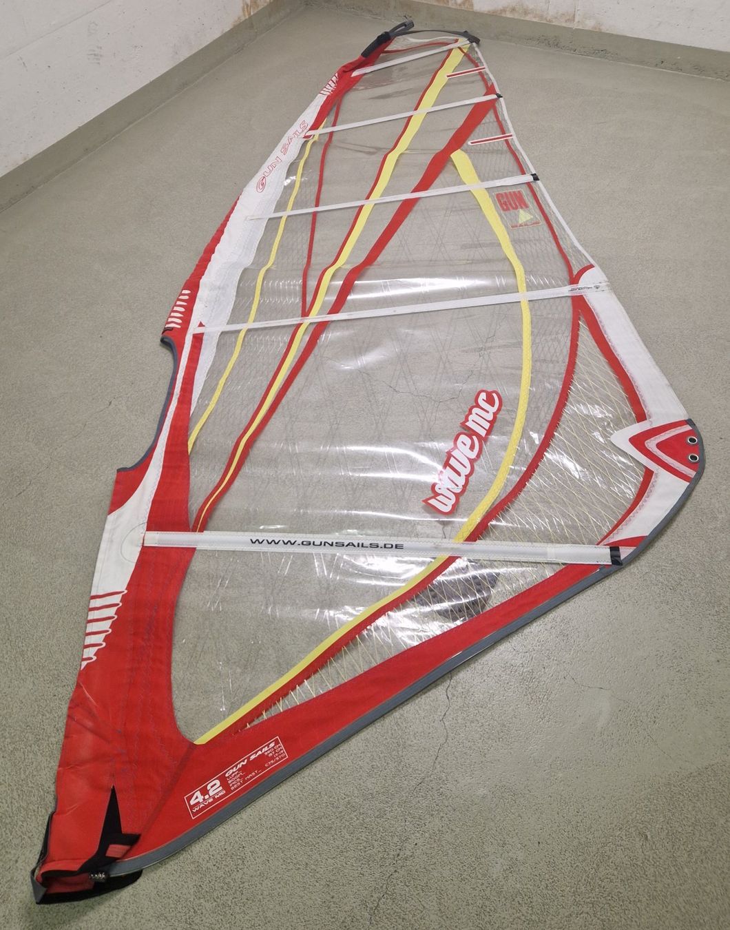 Surf: Gunsails WaveMC mit Boom und Mast – Usato da Stans venduto da Stockema 2