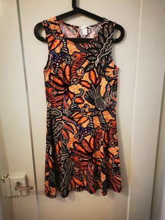 H&M Sommerkleid, Gr. M, gemustert - perfekt für den Sommer!
