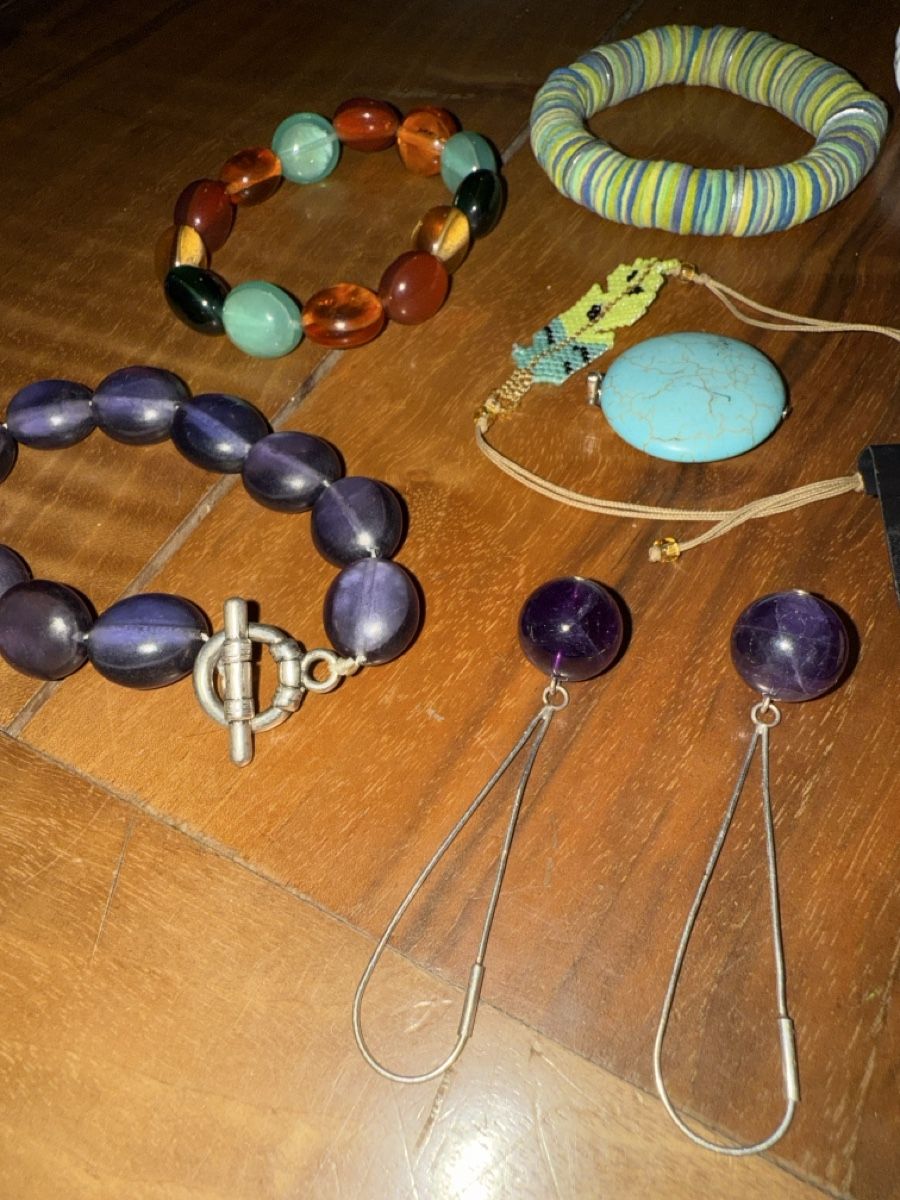 magnifique-lot-de-bijoux-fantaisie-perles-pierre-naturelle-d-occasion