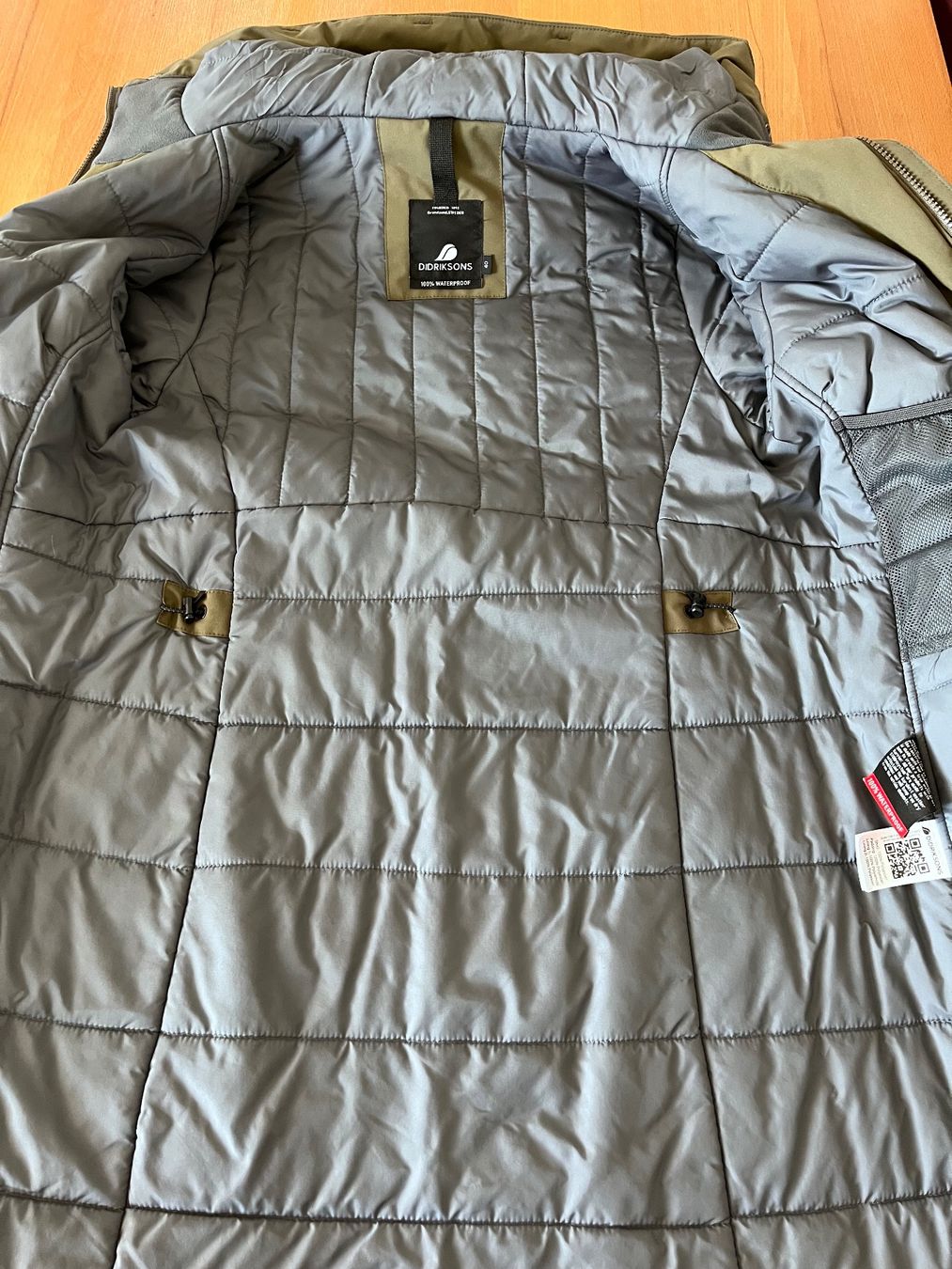 Didriksons Vestes: Parka Didriksons , Grösse 40 – D'occasion à Roggwil BE par KarotteV 1