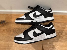 Nike Dunk Low Schwarz Weiss Grösse 44 wie neu