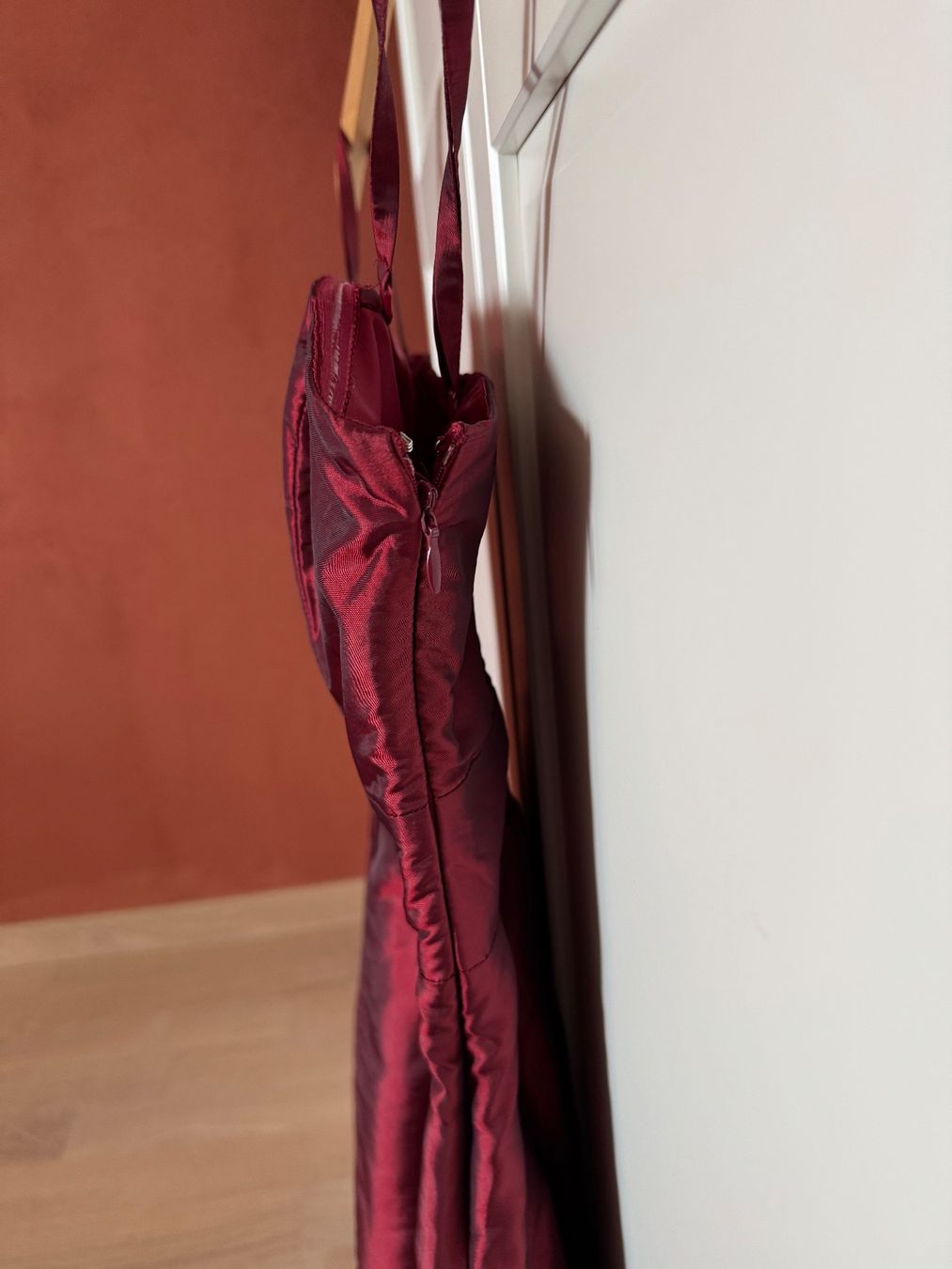 Vestiti & Gonne: Festliches Kleid für Mädchen – Nuovo (secondo la descrizione) da Hinwil venduto da Herzkleid 2