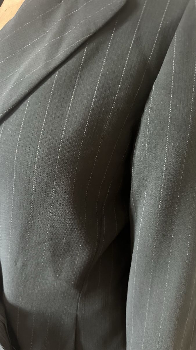 Max Mara Jacken: Veste Max Mara rayee noir taille 44 – Neu (gemäss Beschreibung) aus Vuippens von ale_6gkb 4