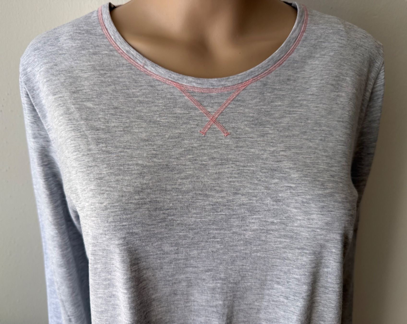 Negligees & Pigiami: MEY Langarm Nachthemd  🩶 – Usato da Zürich venduto da ClosetQueen 1