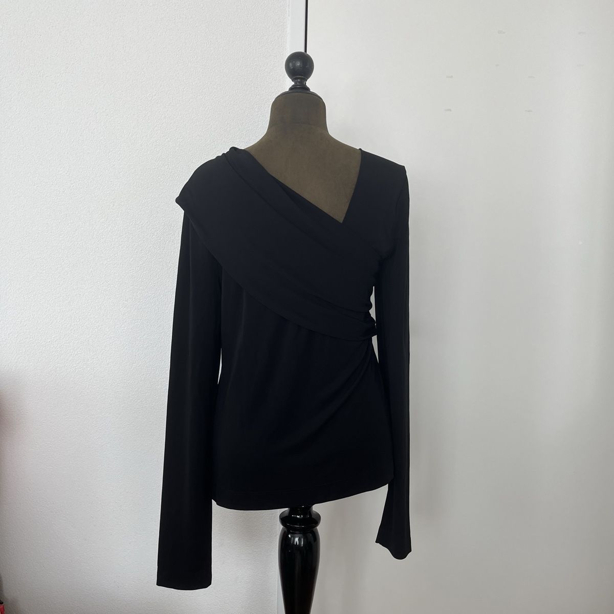 Helmut Lang Top: Helmut Lang Asymmetrical Top – Nuovo (secondo la descrizione) da Zug venduto da saskia-chiara 3