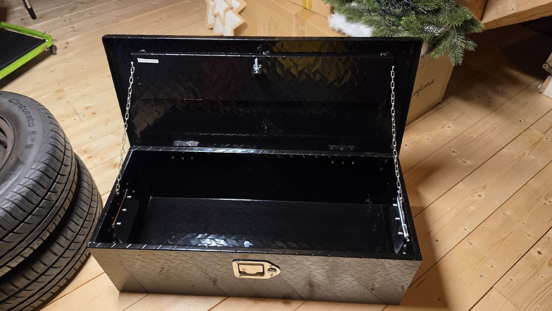 Transportkisten: Aluminium Transport Box Auto mit Schlüssel – Neu und originalverpackt aus Hausen am Albis von M.Kurz 3