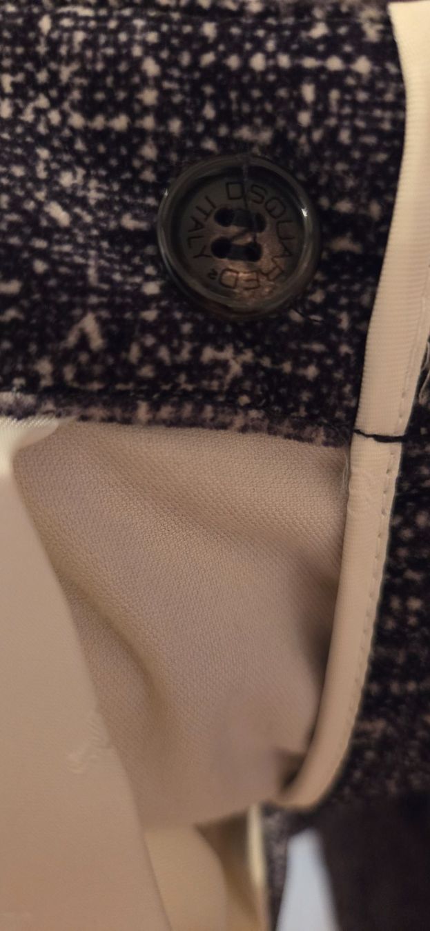 Pantaloni: Samthose DSQUARED2 Dreiviertellänge, NEU, Gr. 40 – Nuovo e nell'imballaggio originale da Wettswil venduto da doe_x6nz 3