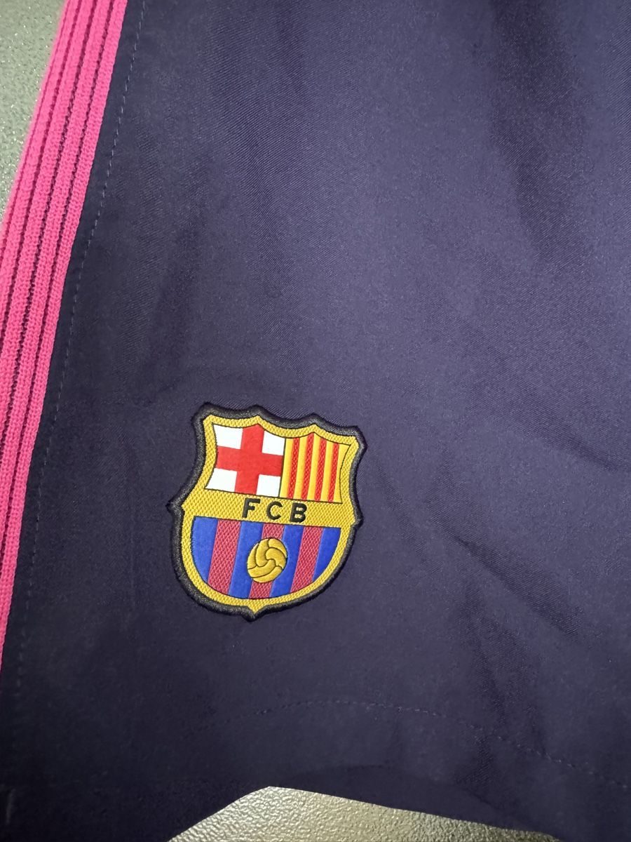 Porte da calcio e da hockey: FC Barcelona Shorts – Nuovo (secondo la descrizione) da Basel venduto da Move17 1