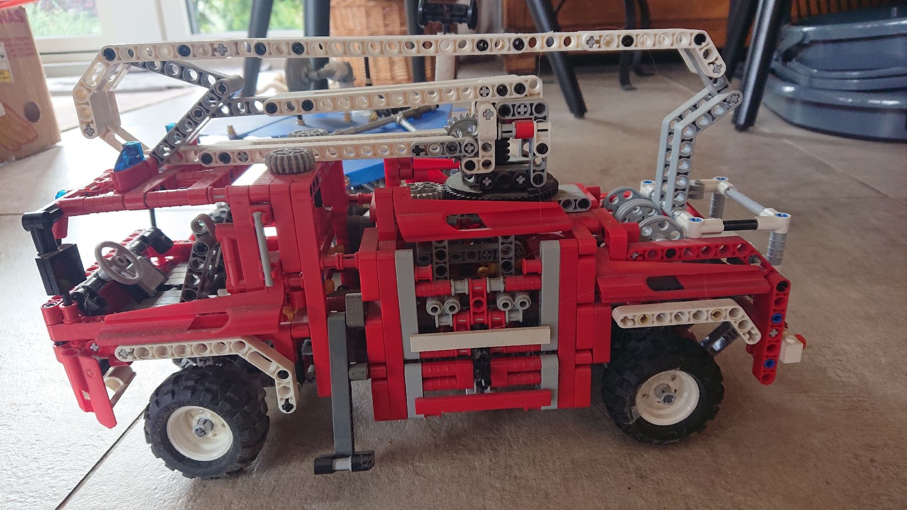 Lego Kit di costruzioni: Lego Technic Feuerwehrauto und Rover  – Usato da Chur venduto da FreakofRarity 1