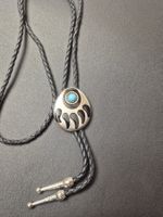 12) Bolo-Tie Westernkrawatte Bärentatze Türkis Silber Neu