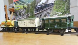 Karl BUB ELLOK 20V mit 2Güterwagen Blech Spur0