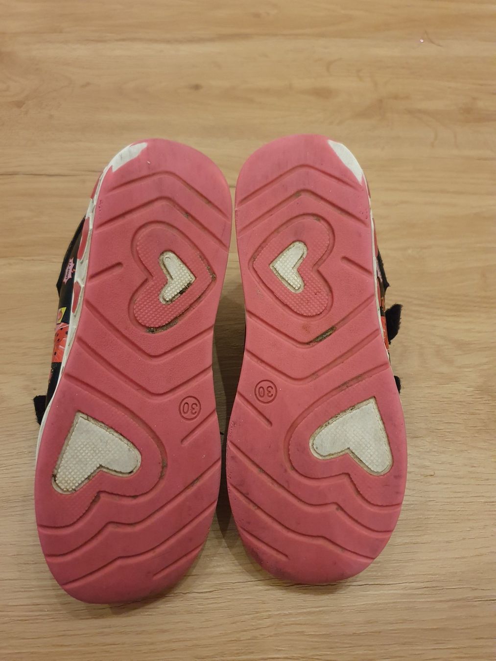 Scarpe per ragazze: Halbschuhe Gr. 30, Miraculous, Ladybug – Usato da Heinrichswil venduto da frankie19860 9