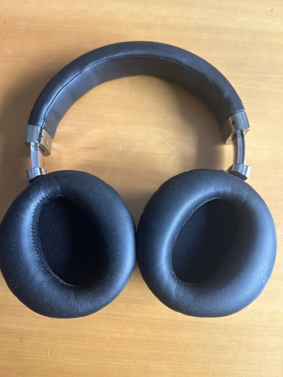 Cuffie: E7 Bluetooth Over-Ear Kopfhörer Wireless Schwarz – Usato da Winterthur venduto da ane_9yc8 2
