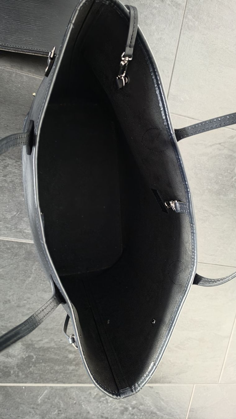 Louis Vuitton Taschen für Damen: Louis Vuitton Neverfull Epi Schwarz inkl. Pochette – Gebraucht aus Saland von zwergli90 4