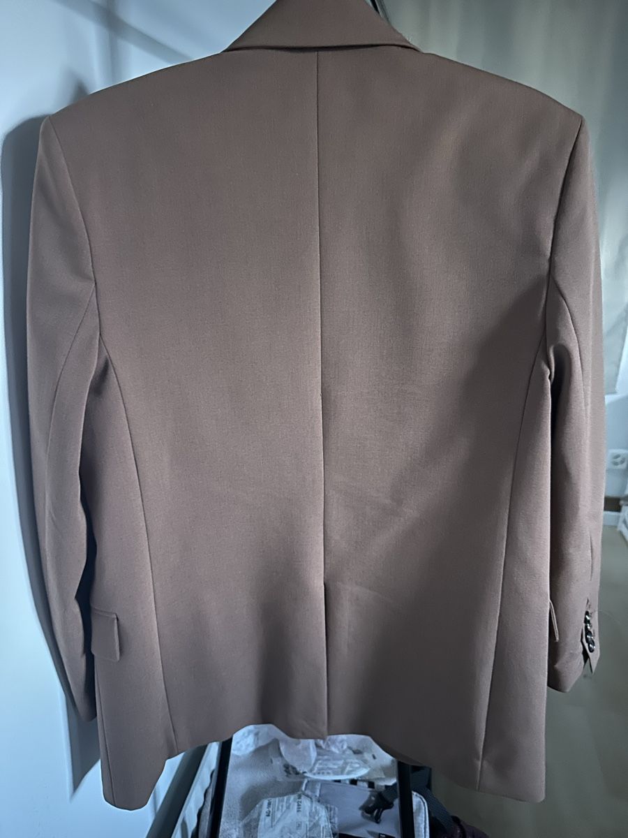 Mango Vestes: Mango camel suit jacket S – D'occasion à Lachen SZ par bir_j7l6 1