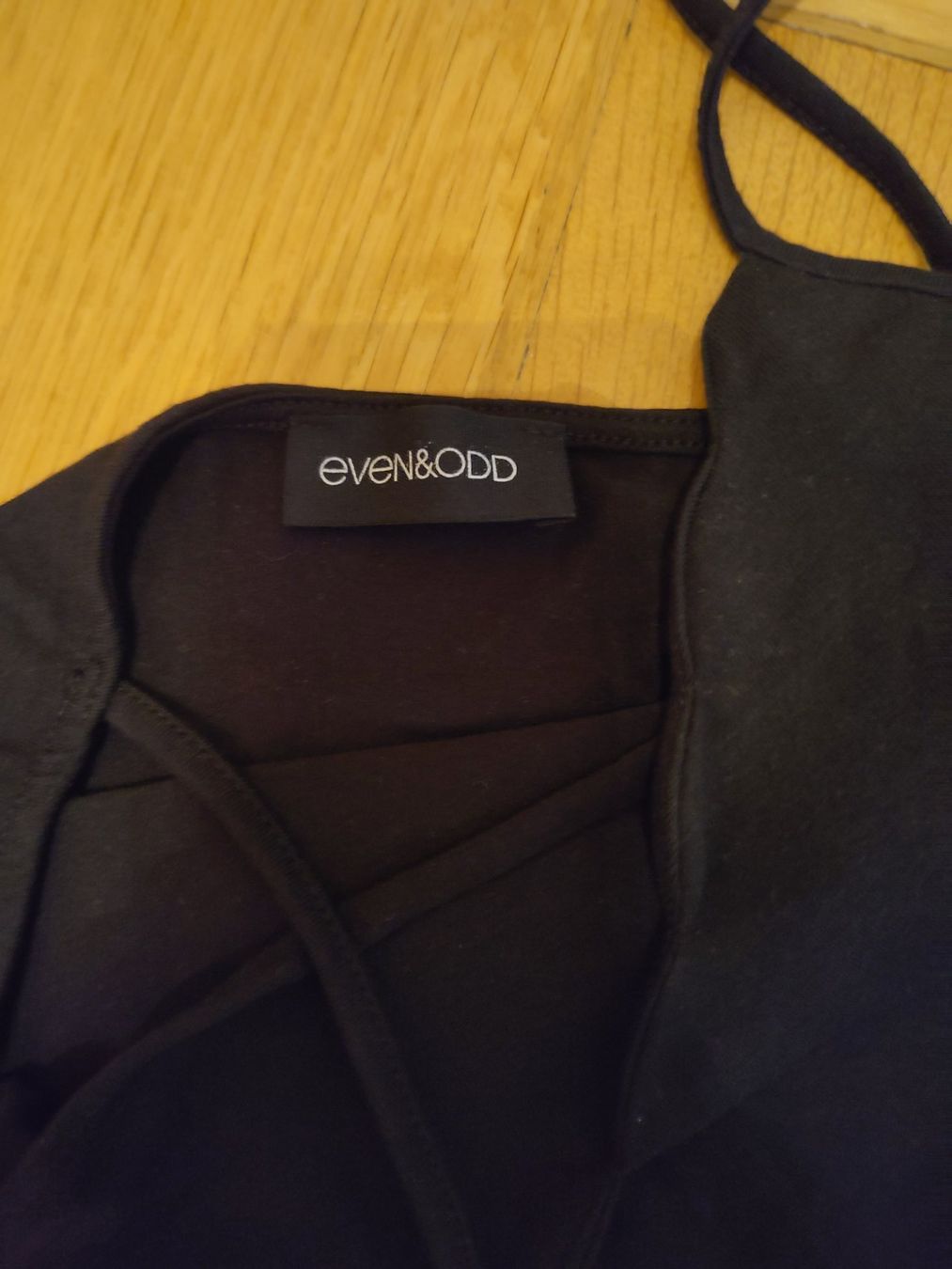 Top: Trägershirt – Usato da Bern venduto da Linii 1
