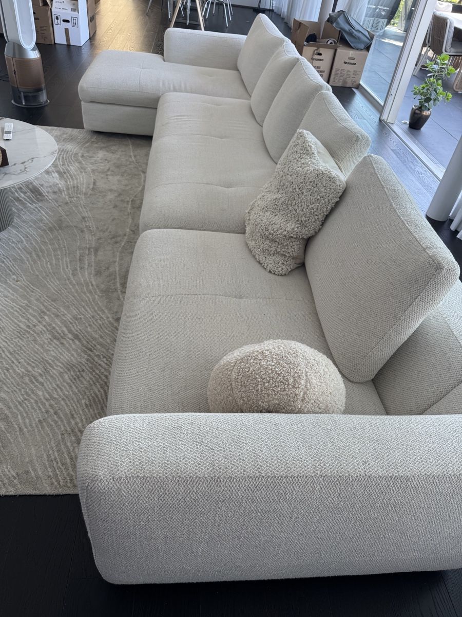 Sofas: Bo concept 4m long sofa – D'occasion à Herrliberg par mka_ph6x 1