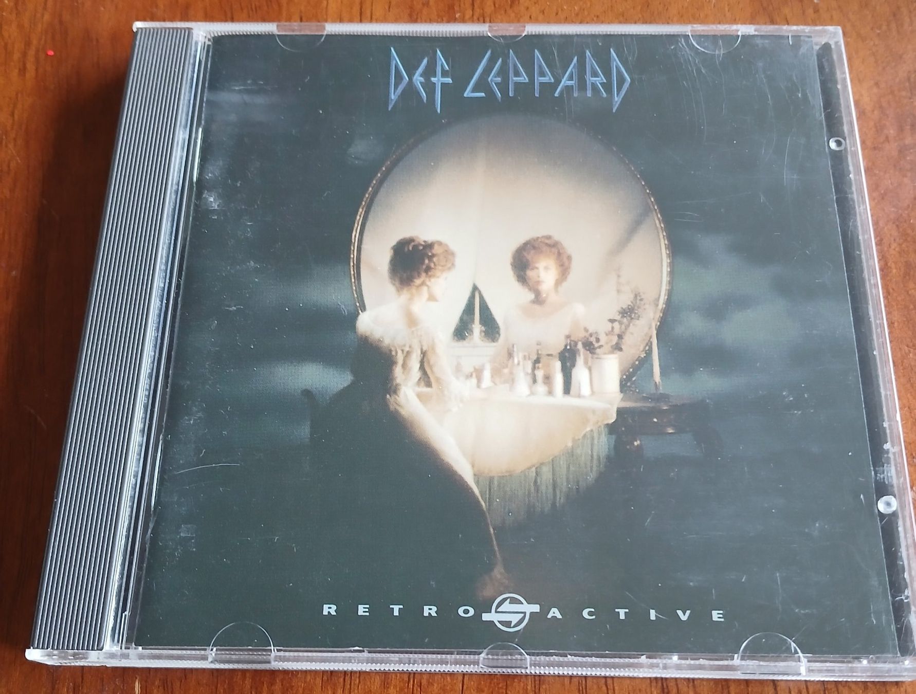 CD: Def Leppard - Retro Active – Usato da Bottens venduto da Davvil