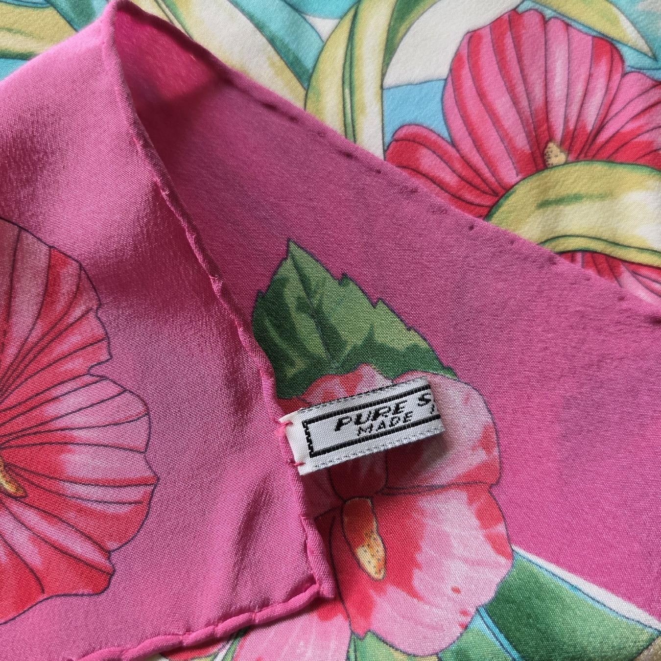 Celine Foulard & Sciarpe: Céline Paris Seidentuch 85 × 85 cm – Nuovo (secondo la descrizione) da Zürich venduto da LIMAR 8