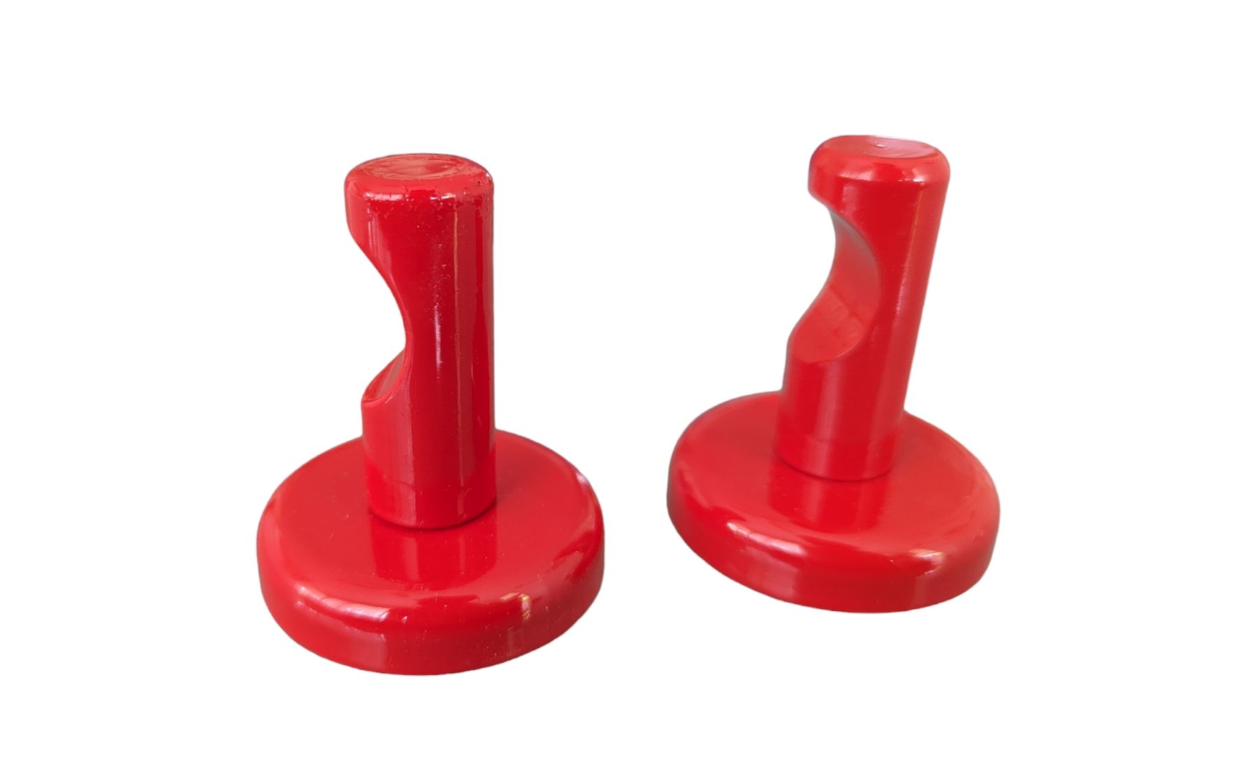 Eisenwaren: Vintage bathroom towel hooks red – Neu (gemäss Beschreibung) aus Erlinsbach SO von Meytalien 1