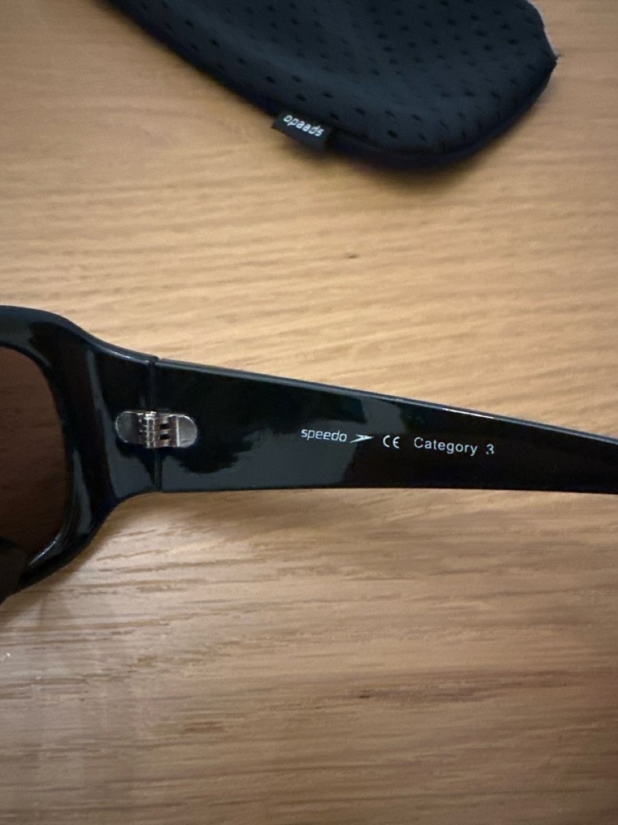 Speedo Occhiali & Lenti: Speedo Sonnenbrille – Usato da Zürich venduto da strickliesel1996 2