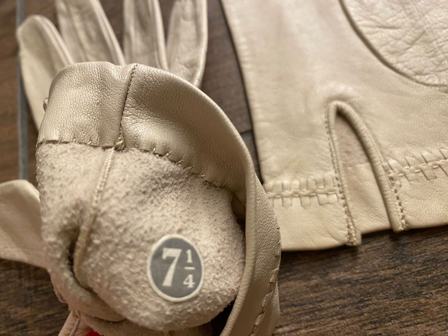 Guanti & manicotti: Lederhandschuhe creme beige Gr. 7 / 7¼ – Usato da Pratteln venduto da a23_j2gs 1