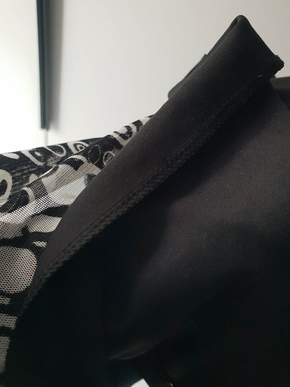 Tuniken: 🐸 TUNIKA Retro Muster Einheitsgrösse – Neu (gemäss Beschreibung) aus Môtier (Vully) von Frogs 8