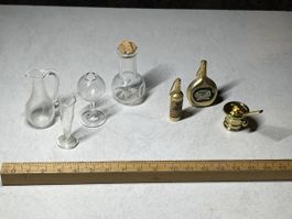 Miniatur-Puppenstubenset, Glas und Messing, 7-teilig