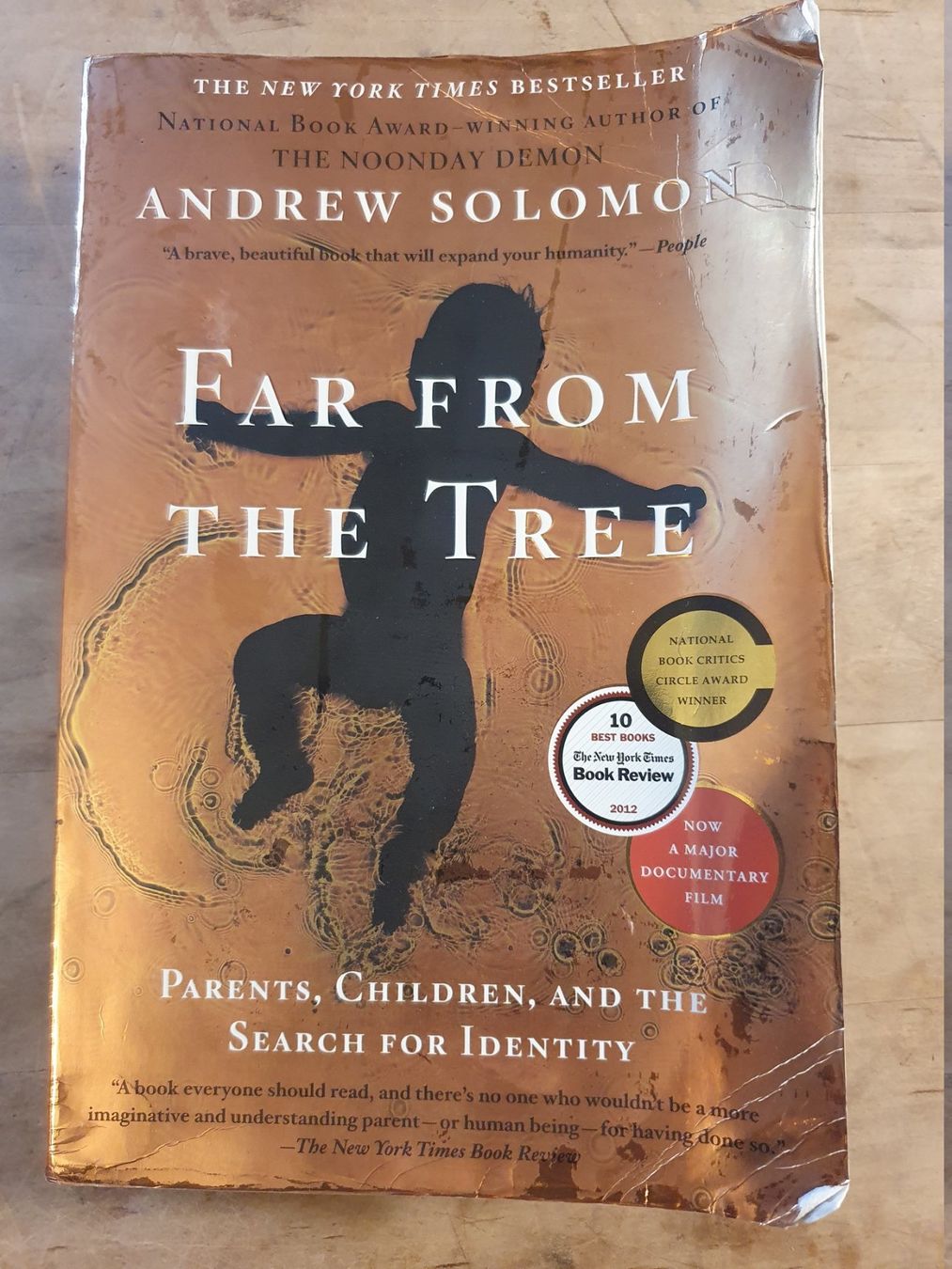 Libri: Far From The Tree Andrew Solomon Scribner – Usato da Zürich venduto da loosebone