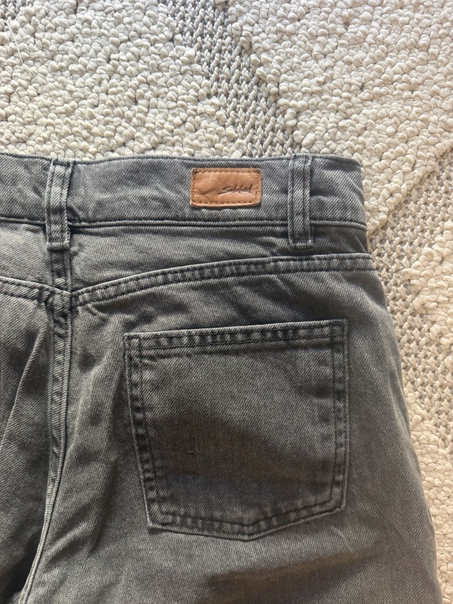 Jeans: Subdued low waist Jeans  – Gebraucht aus Vilters von sele08_ale08 2