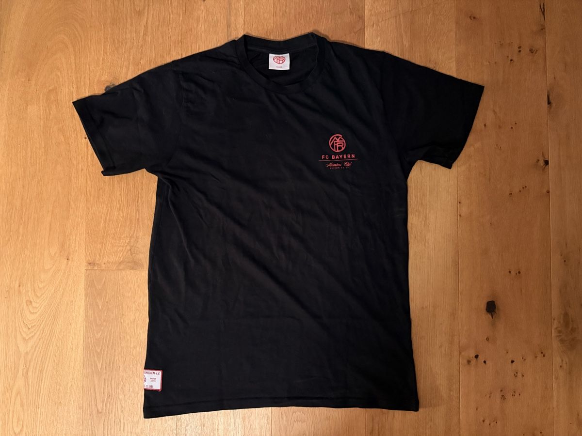 T-Shirts: FC Bayern München - Members Club – Gebraucht aus Kerns von roc2554