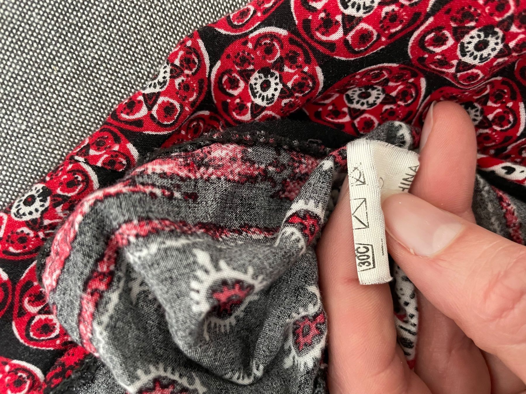 Blusen: Tolle Bluse, bunt, knitterfrei – Gebraucht aus Bronschhofen von Sommernacht03 3