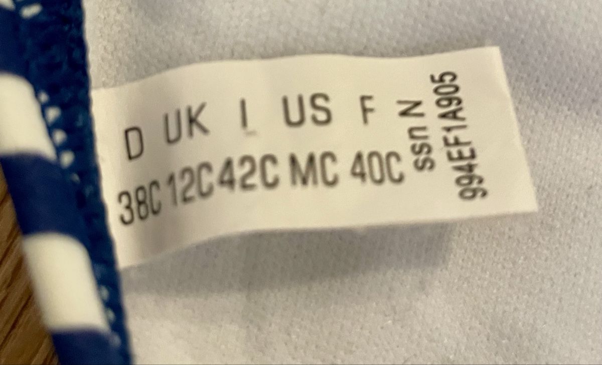 Esprit Badekleider & Bikinis: Esprit Bikini - Blau/Weiss Gestreift – Gebraucht aus Stansstad von alexandra171080 2