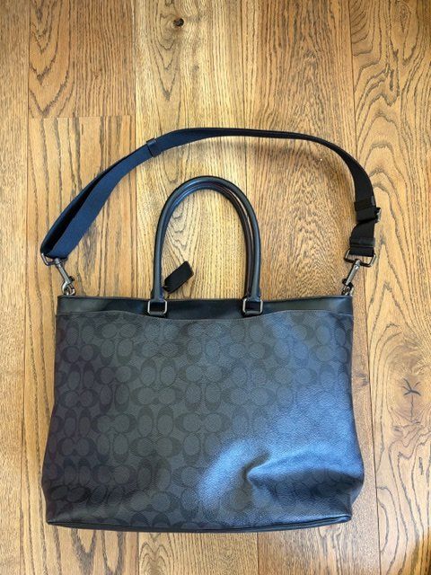 Coach Borse da donna: Schwarzes Coach Signature Canvas – Usato da Kreuzlingen venduto da kraemer84 1