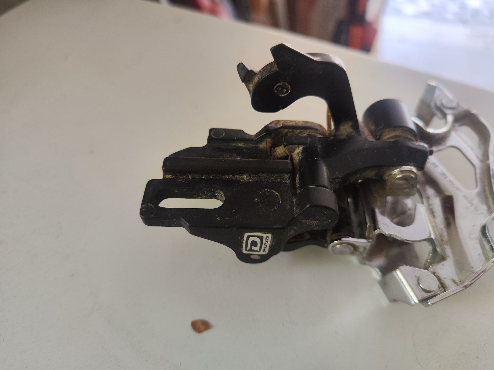 Shimano Pezzi di ricambio: Dérailleur avant Shimano Deore XT - avec commande – Usato da Lausanne 25 venduto da nlm 1