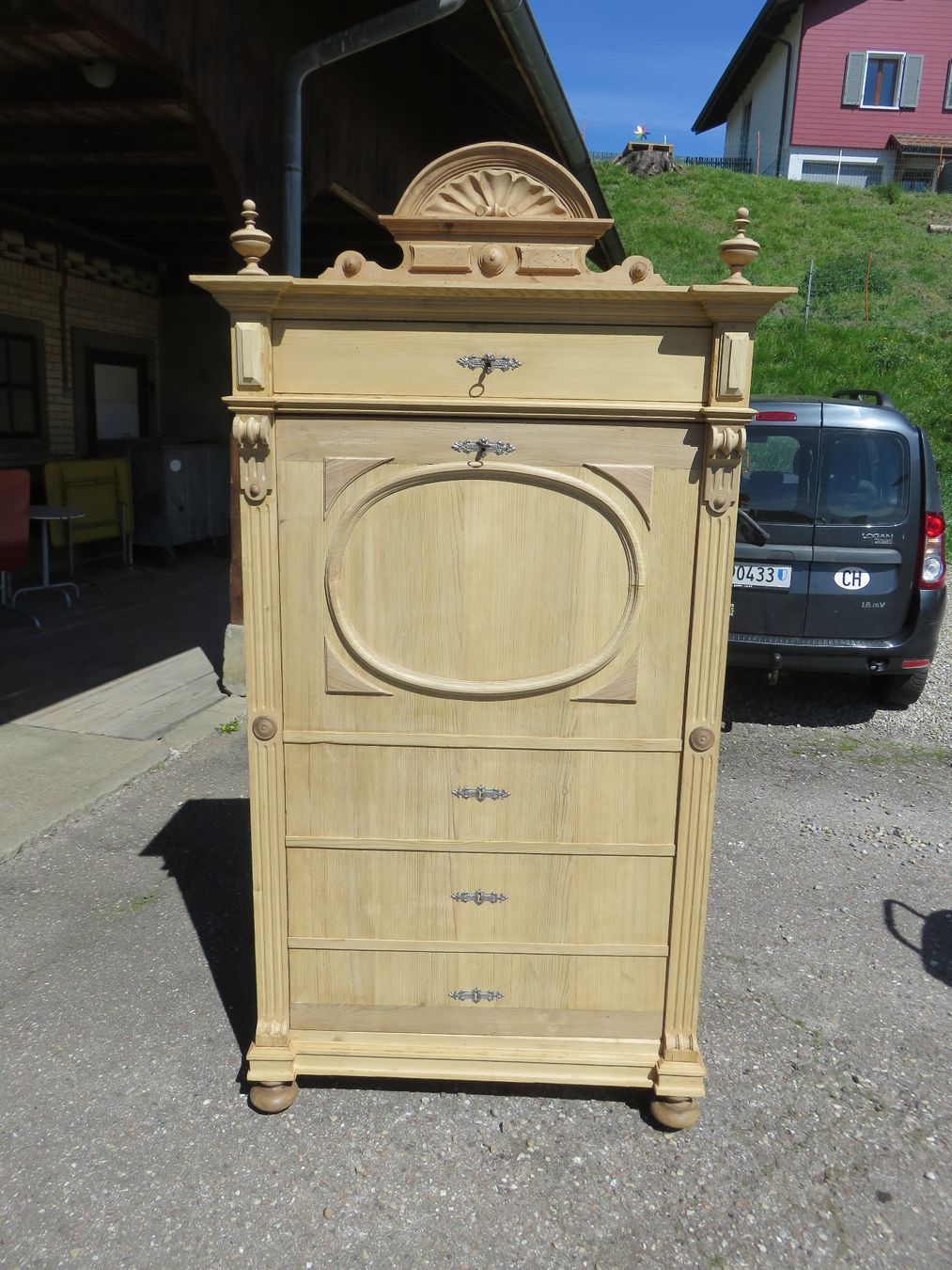 Schränke: antiker Jugendstil Schrank – Gebraucht aus Ruswil von Mfladibus