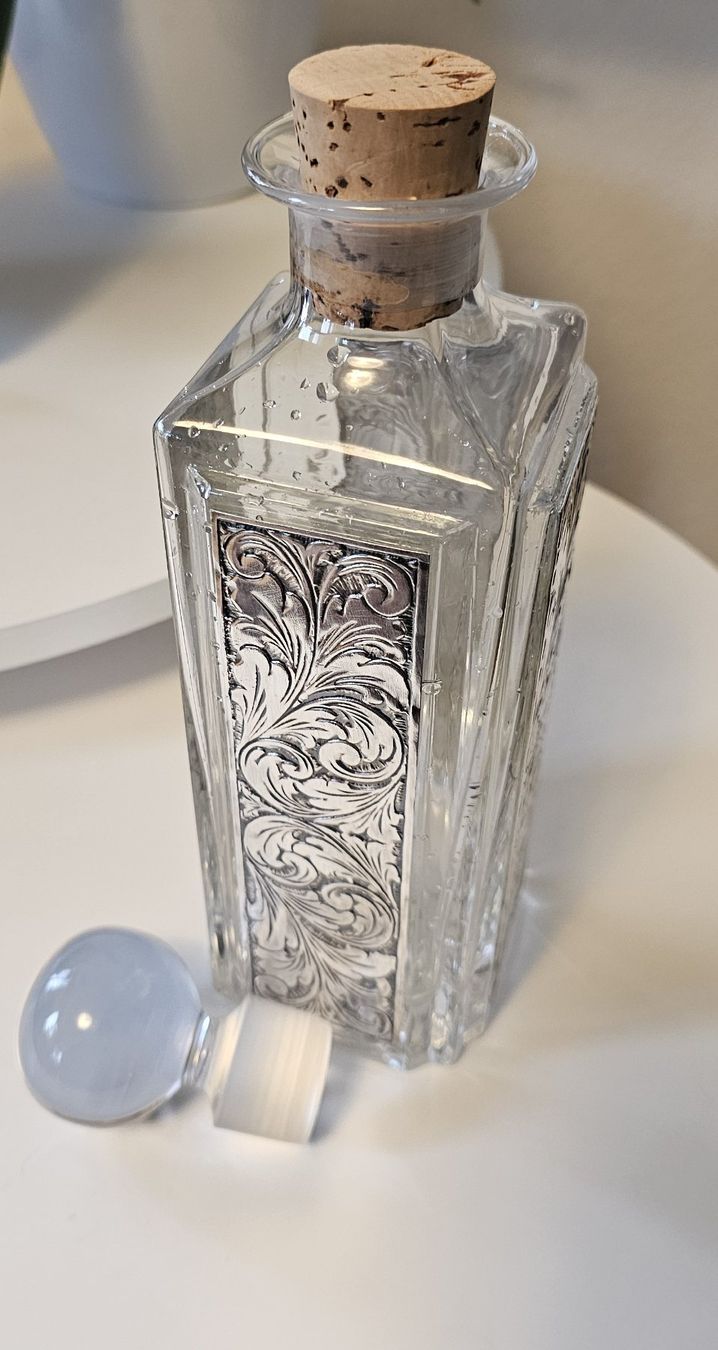 Caraffe: Karaffe mit Sterling Silber Deko – Usato da Laufen venduto da noosfer 3