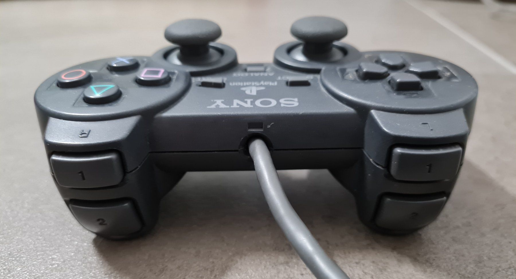 Sony Controller: Original PS1 Controller - schnelle Lieferung! – Usato da Birsfelden venduto da Dealgoenner24 7