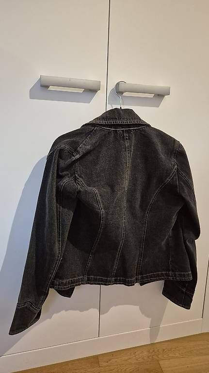 Giacche: Jeansjacke mit modischer Knopfreihe – Usato da Zuerich venduto da Goldfisch737 3