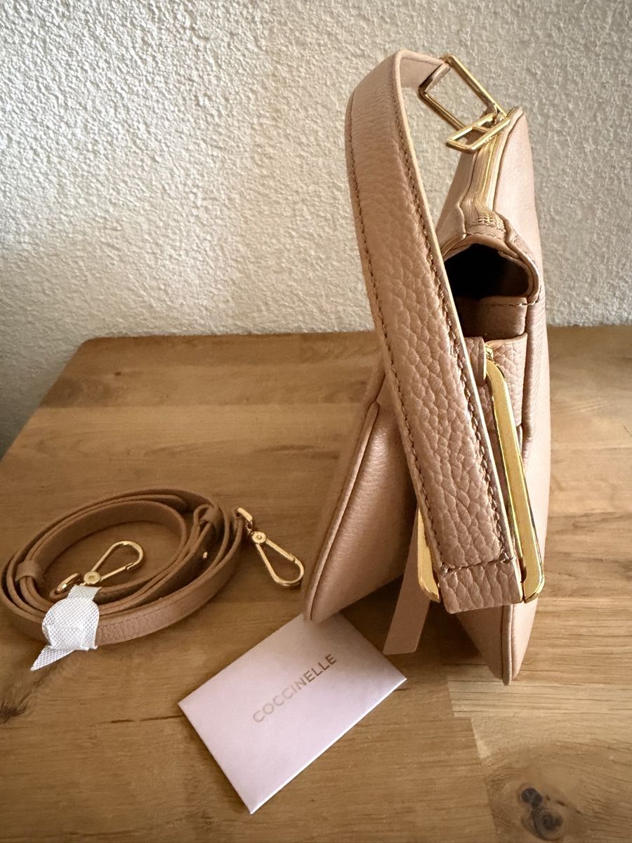 Coccinelle Borse da donna: Neue Coccinelle Tasche – Nuovo e nell'imballaggio originale da Gerlafingen venduto da Uragano 2