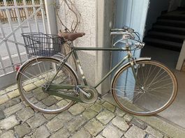Altes Herrenfahrrad