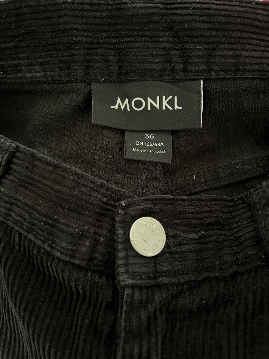 Monki Hosen: Schwarze Cord Hose  – Gebraucht aus Zürich von ale_t 2