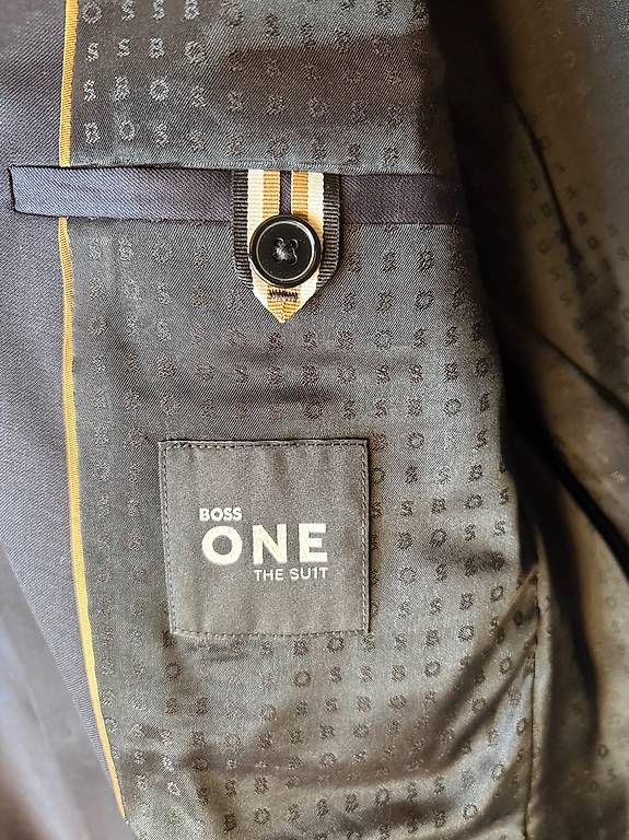 Anzüge: HUGO BOSS ANZUG – Gebraucht aus Stettlen von Sim78one 3